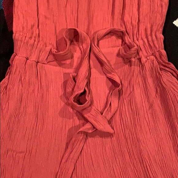 Crinkle pink jumpsuit - Picture 4 of 8